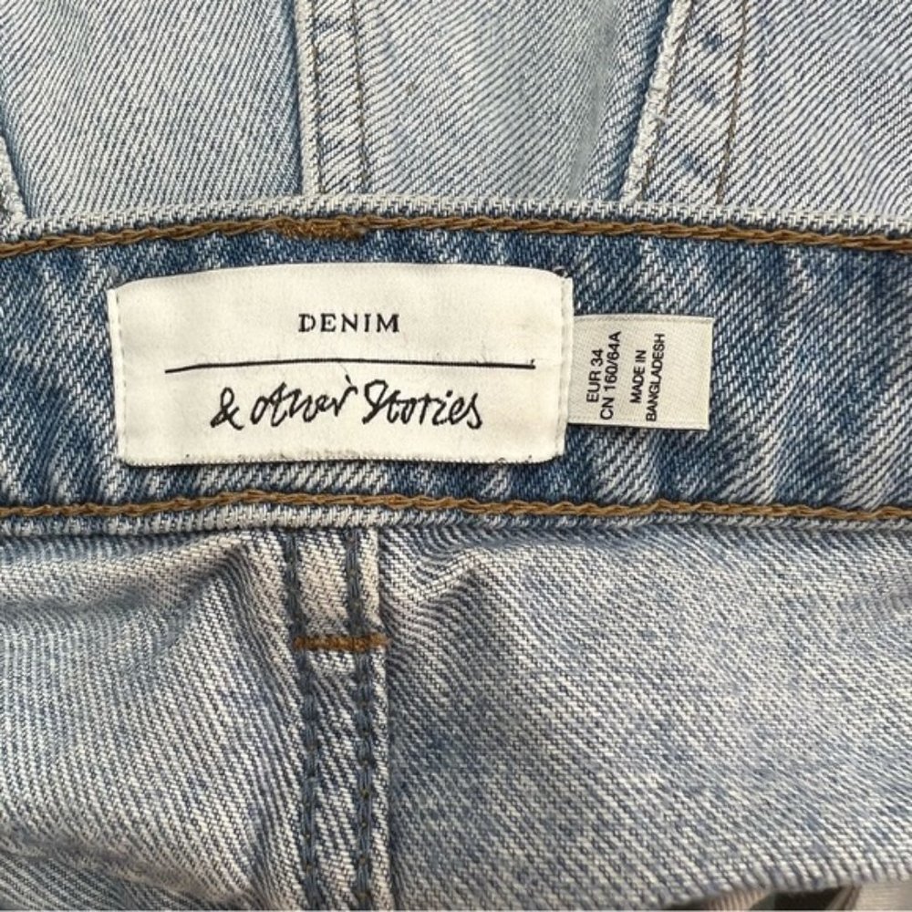 & Other Stories Dream Cut Light Wash Destroyed 100% Organic Cotton Jean Shorts - Picture 11 of 13